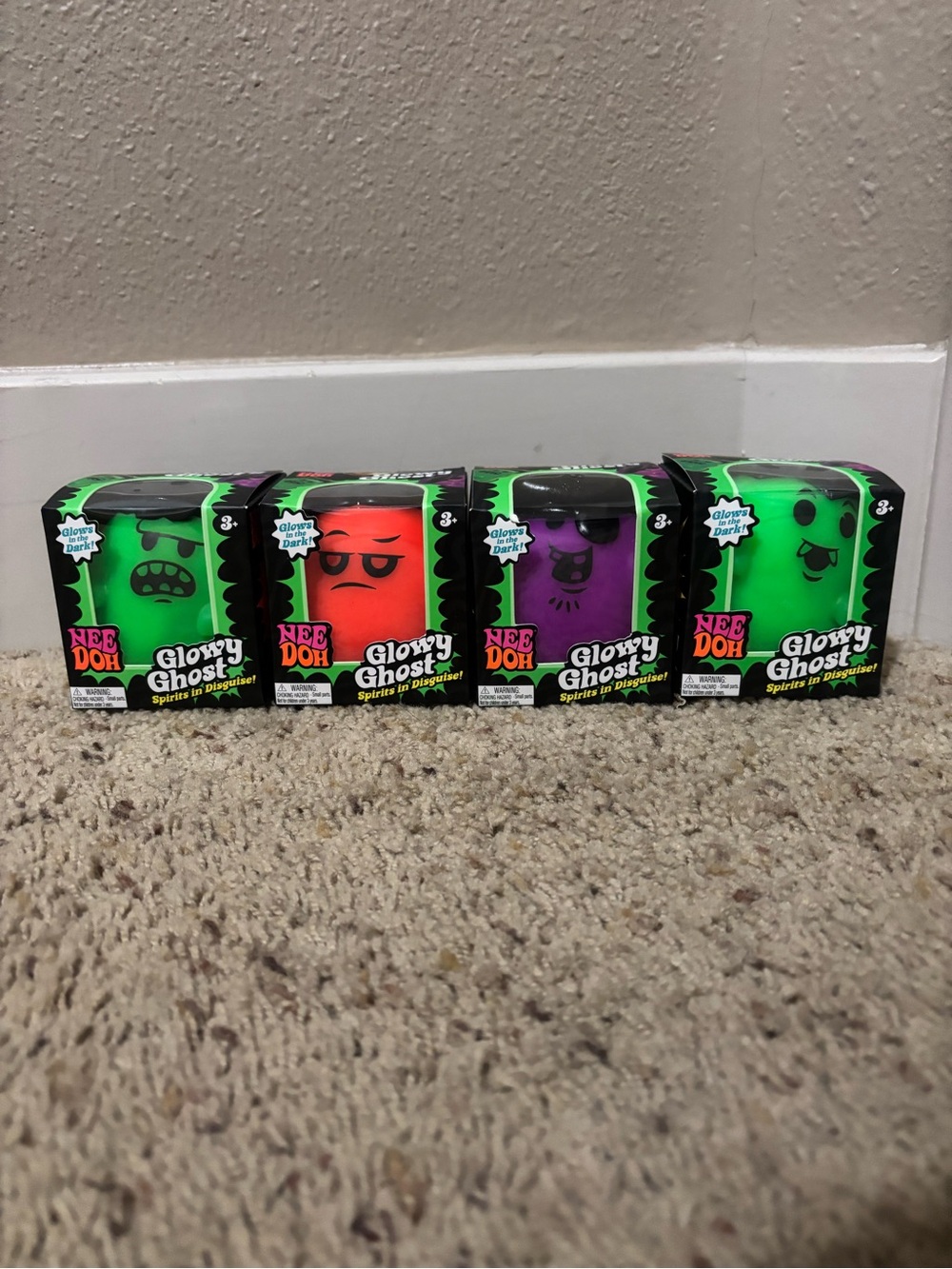 NeeDoh Glowy Ghost 4 Pack - Green (2 faces), Orange, Purple FREE GIFT SEE LIST
